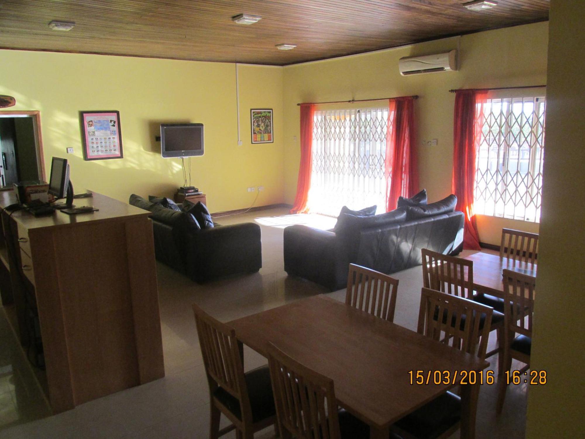 Jamaica Inn Guest House Botianaw Ngoại thất bức ảnh