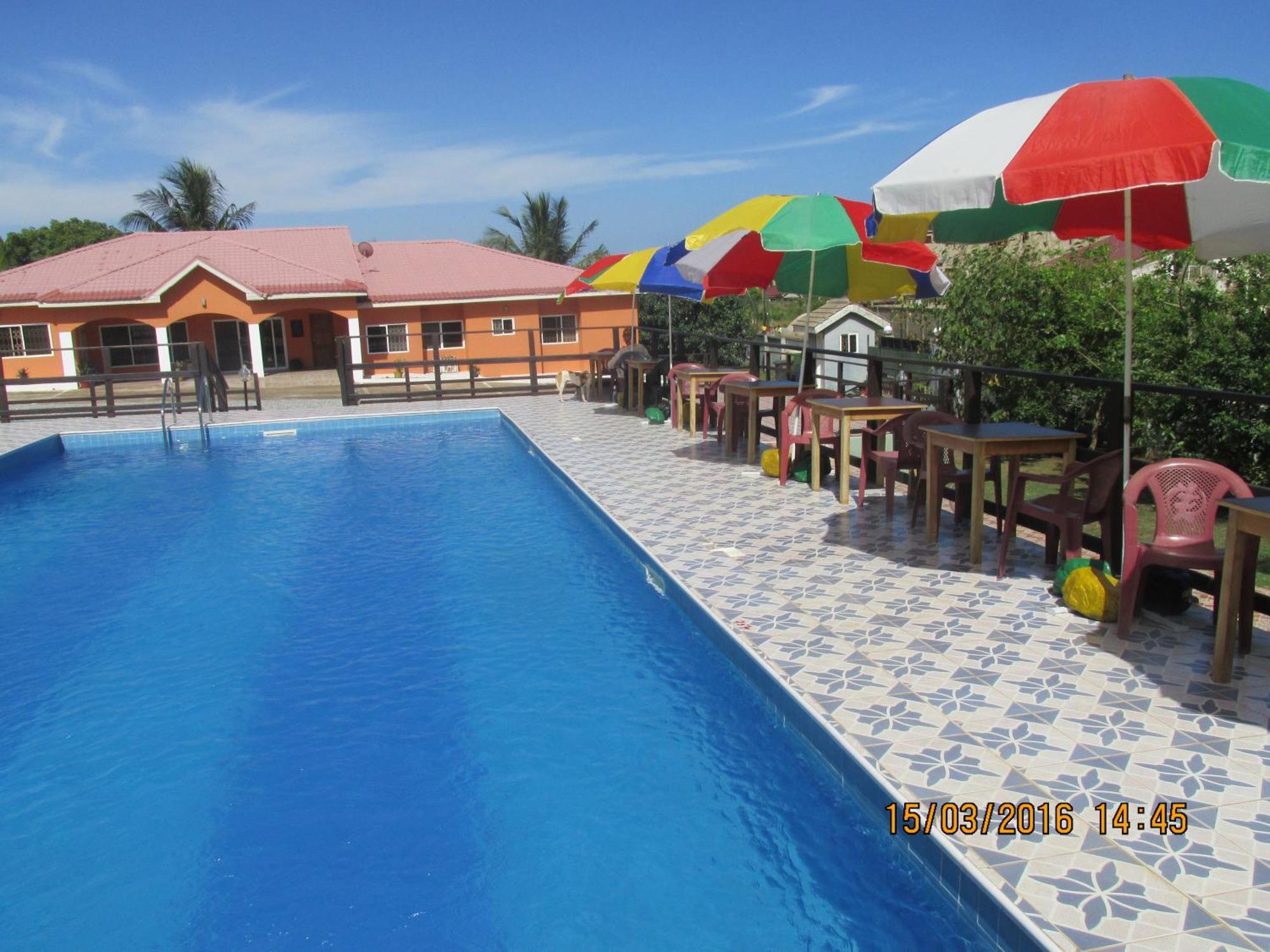 Jamaica Inn Guest House Botianaw Ngoại thất bức ảnh